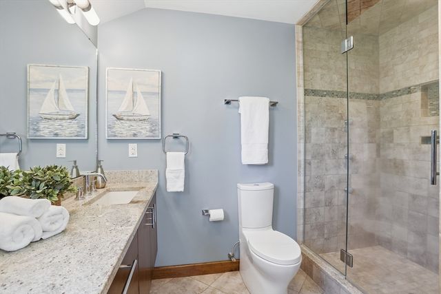 3 Hawthorne St, Acton, MA 01720