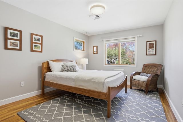 3 Hawthorne St, Acton, MA 01720