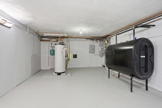 3 Hawthorne St, Acton, MA 01720