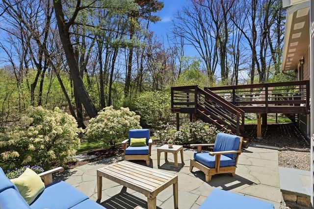 3 Hawthorne St, Acton, MA 01720