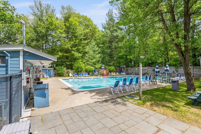 3 Hawthorne St, Acton, MA 01720