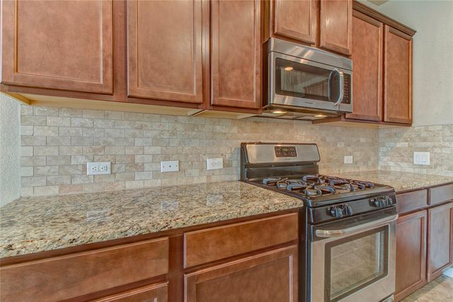 225 Deep Creek DR, Georgetown, TX 78626