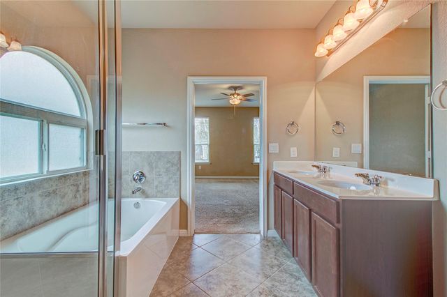 225 Deep Creek DR, Georgetown, TX 78626