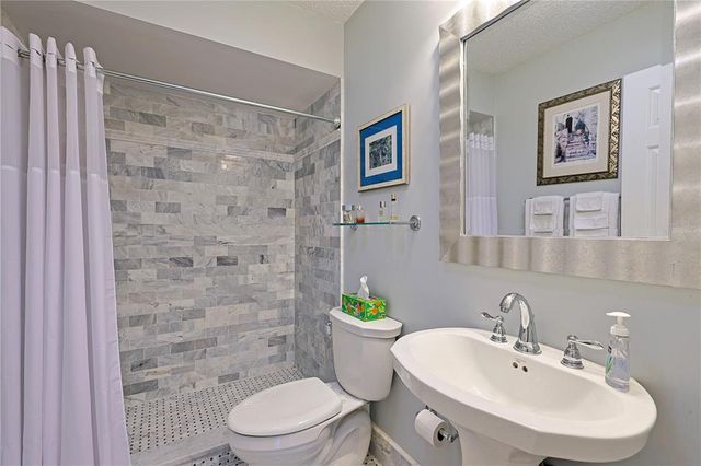 8225 SW 108TH LOOP, Ocala, FL 34481