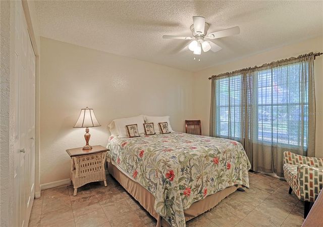 8225 SW 108TH LOOP, Ocala, FL 34481