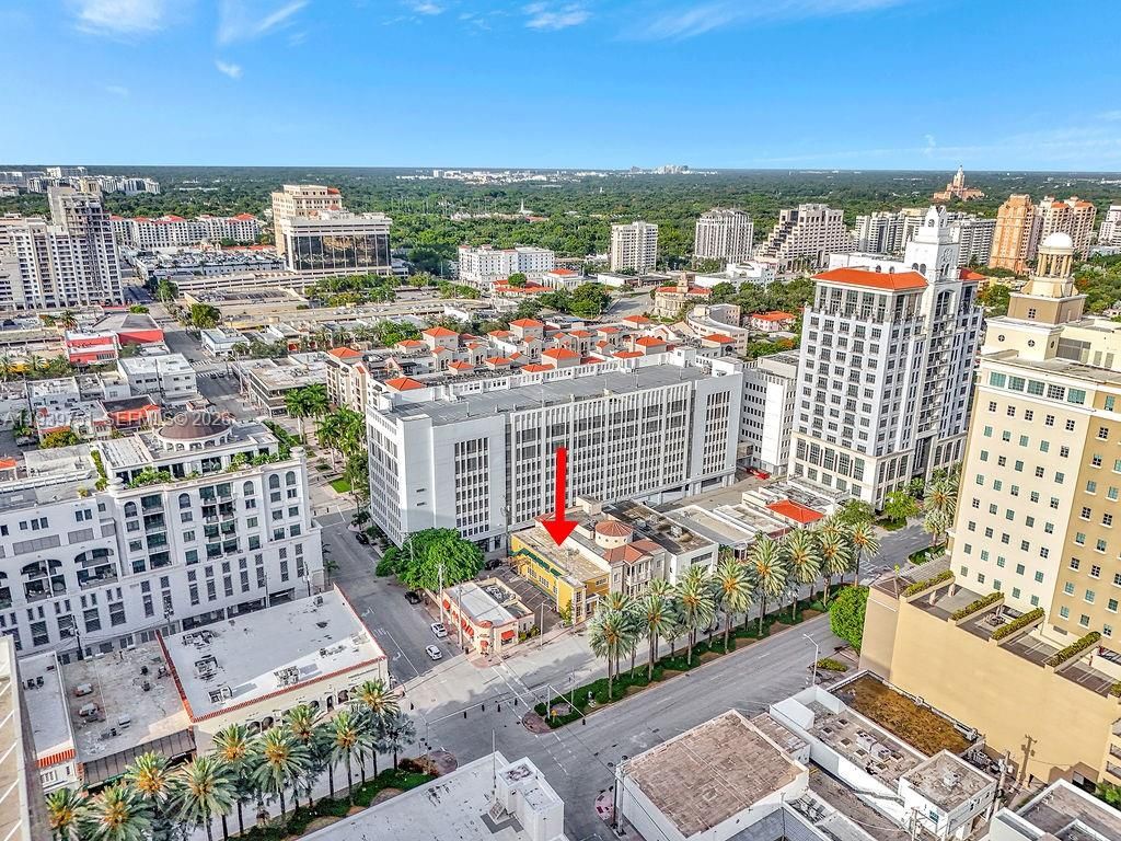 308 Alhambra Cir, Coral Gables, FL 33134