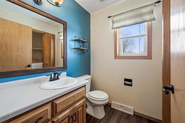 623 SUMMER WINDS DRIVE, Green Bay, WI 54311