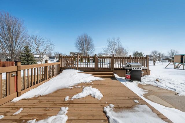 623 SUMMER WINDS DRIVE, Green Bay, WI 54311