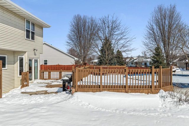 623 SUMMER WINDS DRIVE, Green Bay, WI 54311