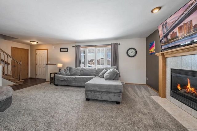 623 SUMMER WINDS DRIVE, Green Bay, WI 54311