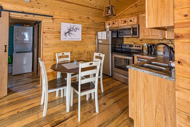 222 Cedar Bluff Ridge Road, Monticello, KY 42633