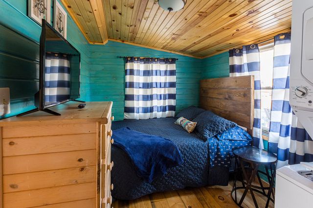 222 Cedar Bluff Ridge Road, Monticello, KY 42633