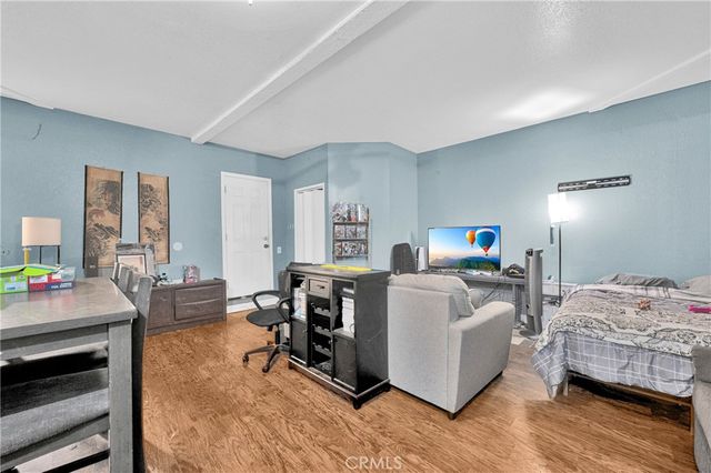 12068 Pipeline Avenue, Chino, CA 91710