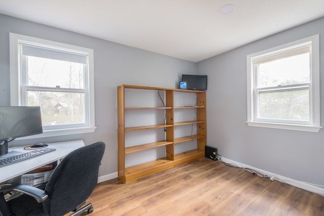 125 Lakeview Blvd, Plymouth, MA 02360