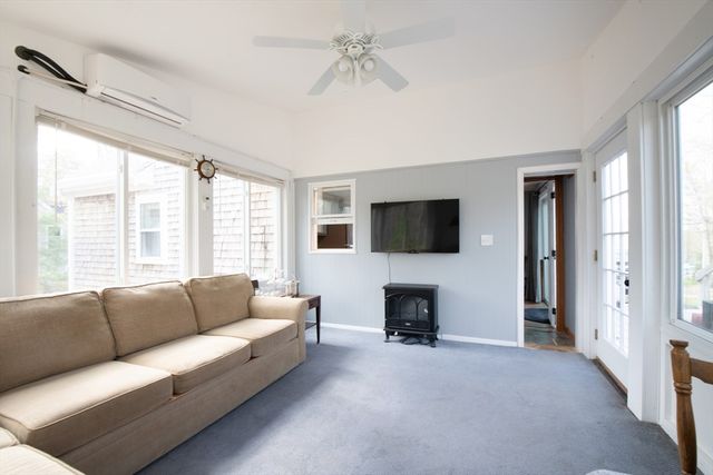 125 Lakeview Blvd, Plymouth, MA 02360