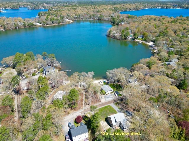 125 Lakeview Blvd, Plymouth, MA 02360