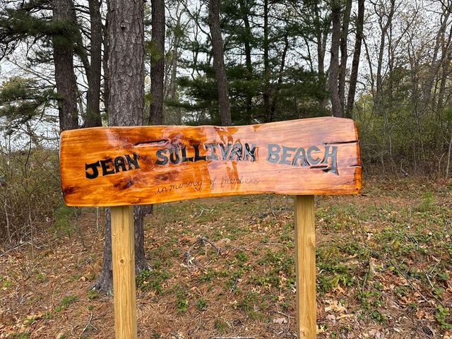 125 Lakeview Blvd, Plymouth, MA 02360