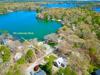125 Lakeview Blvd, Plymouth, MA 02360