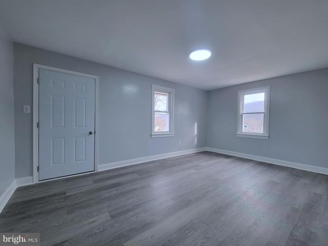 830 N LINCOLN, Duncannon, PA 17020