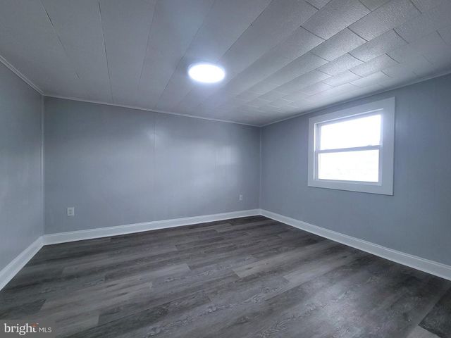 830 N LINCOLN, Duncannon, PA 17020