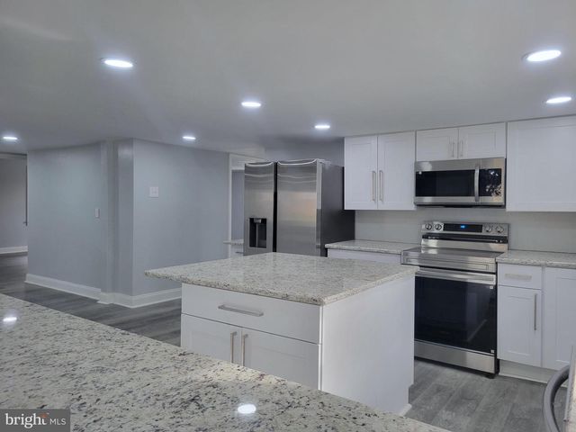 830 N LINCOLN, Duncannon, PA 17020