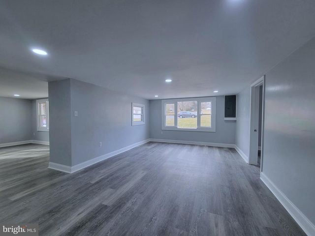 830 N LINCOLN, Duncannon, PA 17020