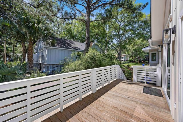 137 Sparrow Drive, Isle Of Palms, SC 29451