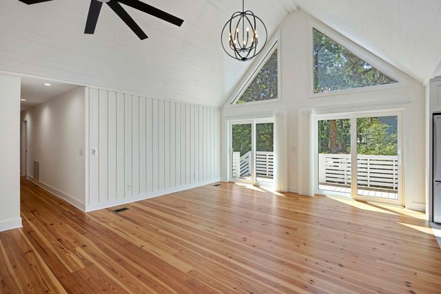 137 Sparrow Drive, Isle Of Palms, SC 29451