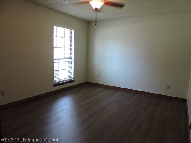 8617 Meadow Drive, Fort Smith, AR 72908