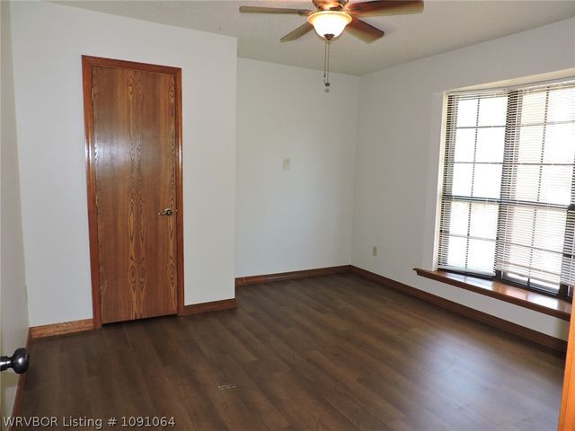 8617 Meadow Drive, Fort Smith, AR 72908
