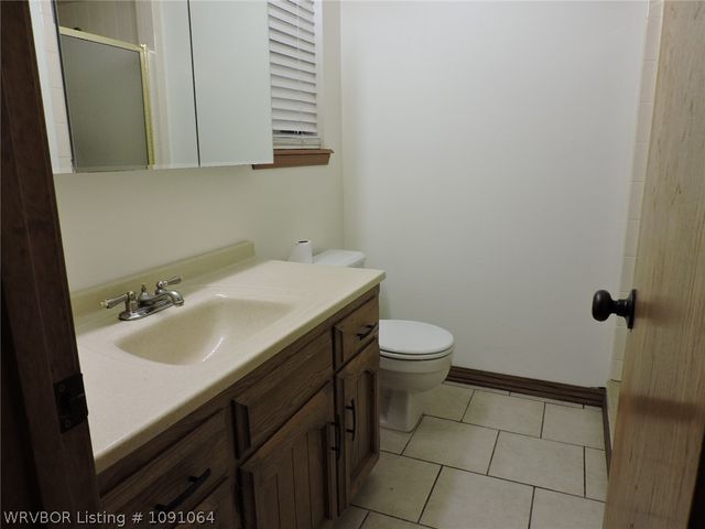 8617 Meadow Drive, Fort Smith, AR 72908