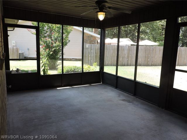 8617 Meadow Drive, Fort Smith, AR 72908