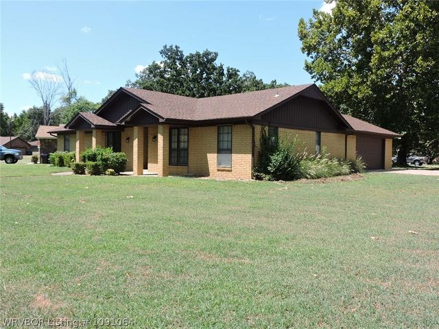 8617 Meadow Drive, Fort Smith, AR 72908