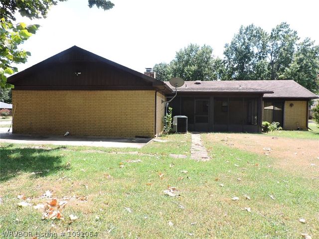 8617 Meadow Drive, Fort Smith, AR 72908