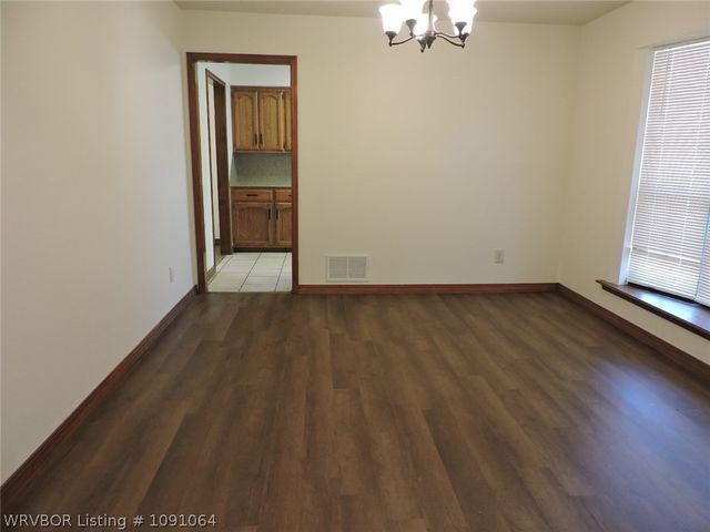 8617 Meadow Drive, Fort Smith, AR 72908