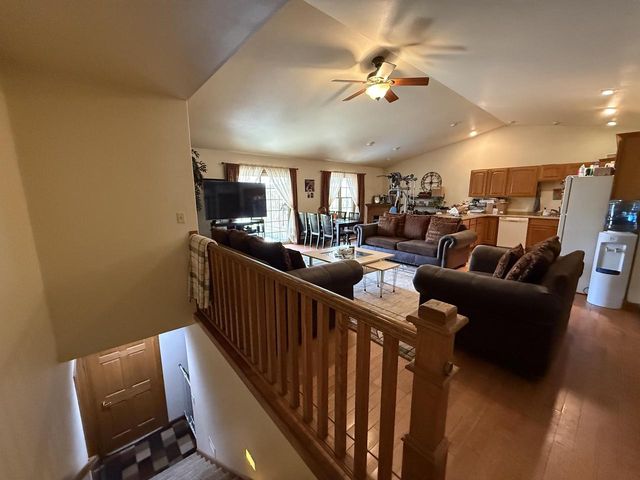 422 Callaway BOULEVARD, La Crosse, WI 54603