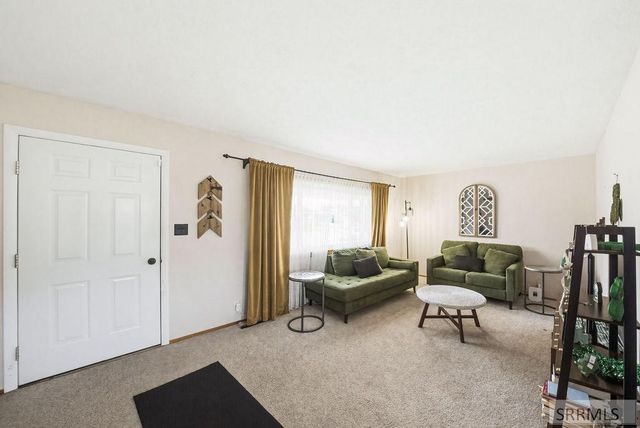 407 Valley Drive, Idaho Falls, ID 83401