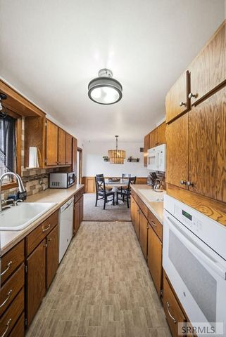 407 Valley Drive, Idaho Falls, ID 83401