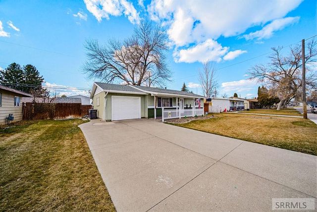 407 Valley Drive, Idaho Falls, ID 83401