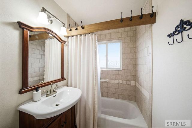 407 Valley Drive, Idaho Falls, ID 83401