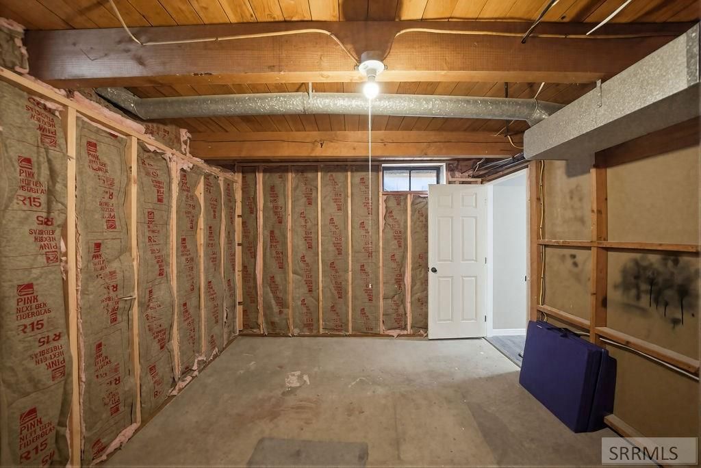 Image 35 of property listing at 407 Valley Drive, Idaho Falls, ID 83401