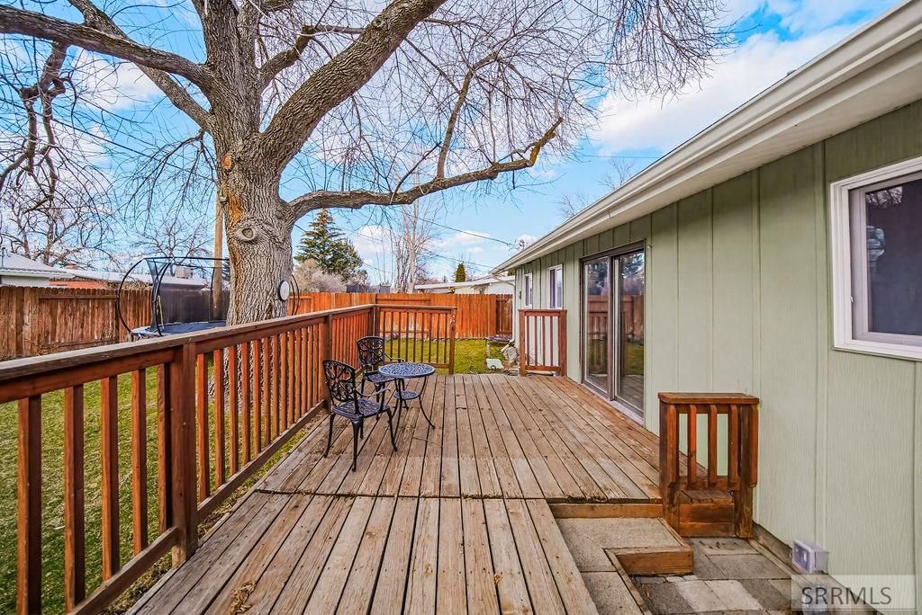 Image 43 of property listing at 407 Valley Drive, Idaho Falls, ID 83401