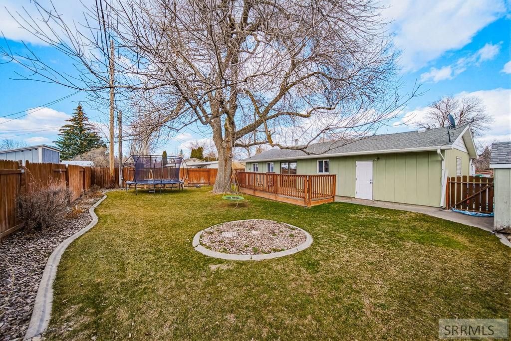Image 50 of property listing at 407 Valley Drive, Idaho Falls, ID 83401