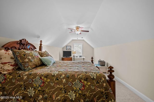 306 Village Green Drive, Trent Woods, NC 28562