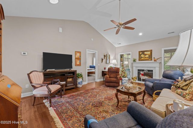 306 Village Green Drive, Trent Woods, NC 28562