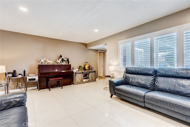 321 N Starfire, Anaheim, CA 92807