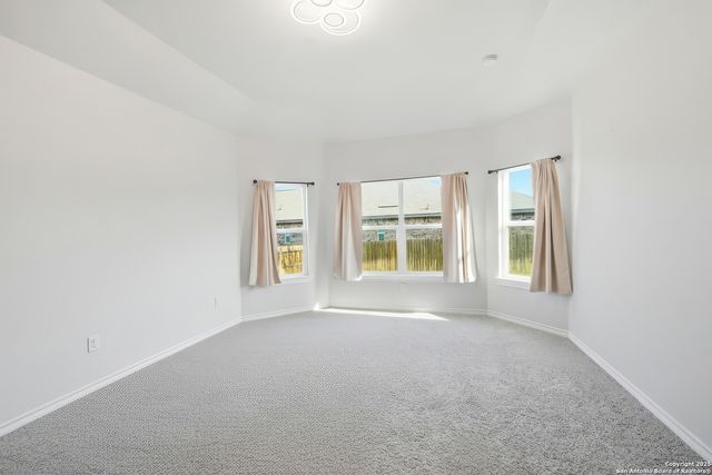 15210 Comanche Gard, San Antonio, TX 78233