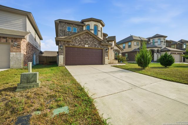 15210 Comanche Gard, San Antonio, TX 78233