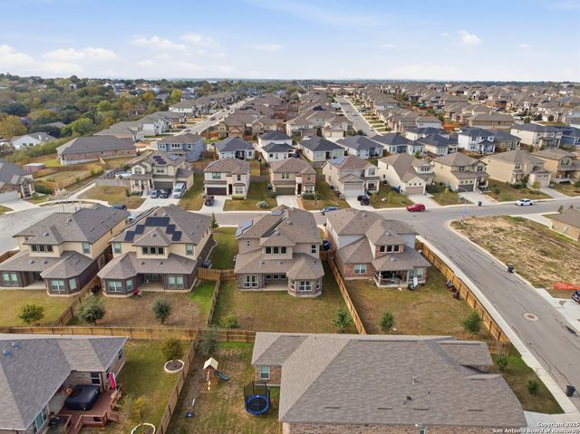 15210 Comanche Gard, San Antonio, TX 78233