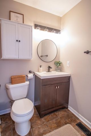 375 Woodsdale Drive, Monroe, OH 45050